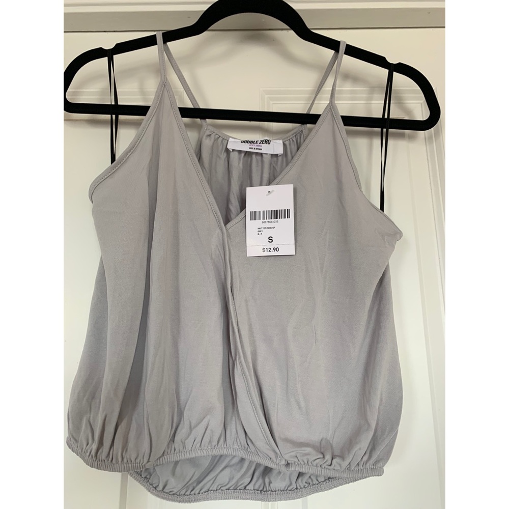 grey crop surprise top